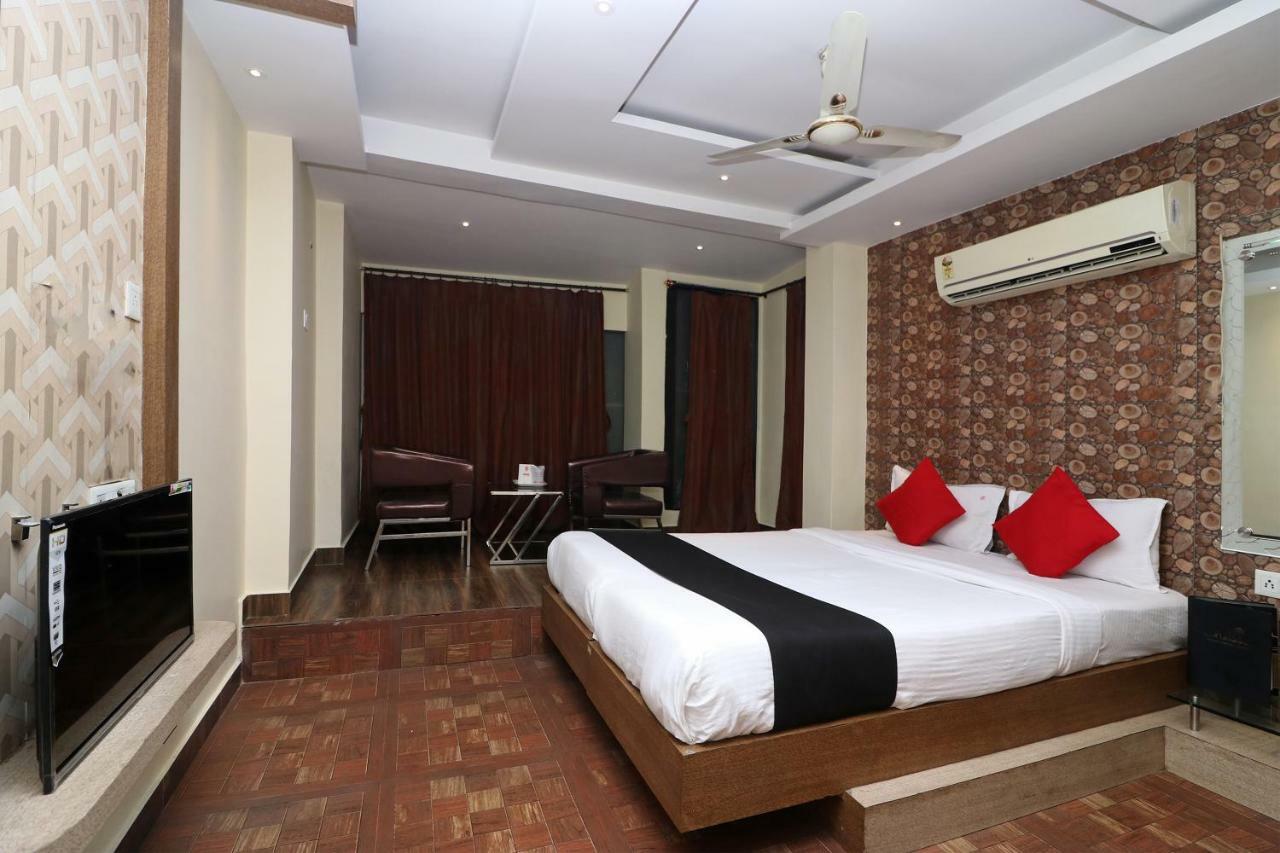 Hotel Heaven Calcutta Extérieur photo