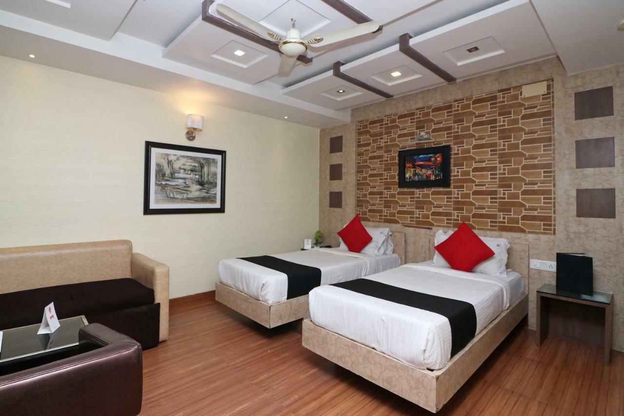 Hotel Heaven Calcutta Extérieur photo