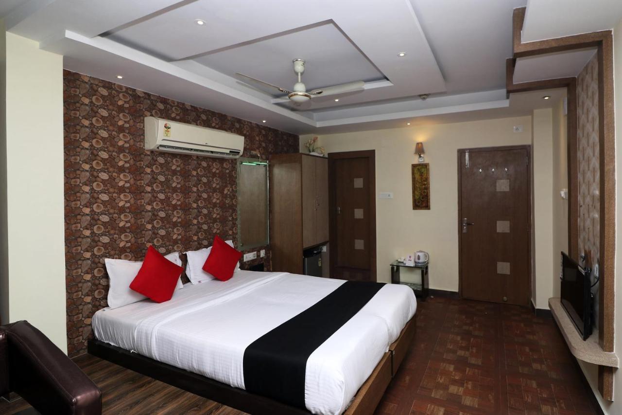 Hotel Heaven Calcutta Extérieur photo