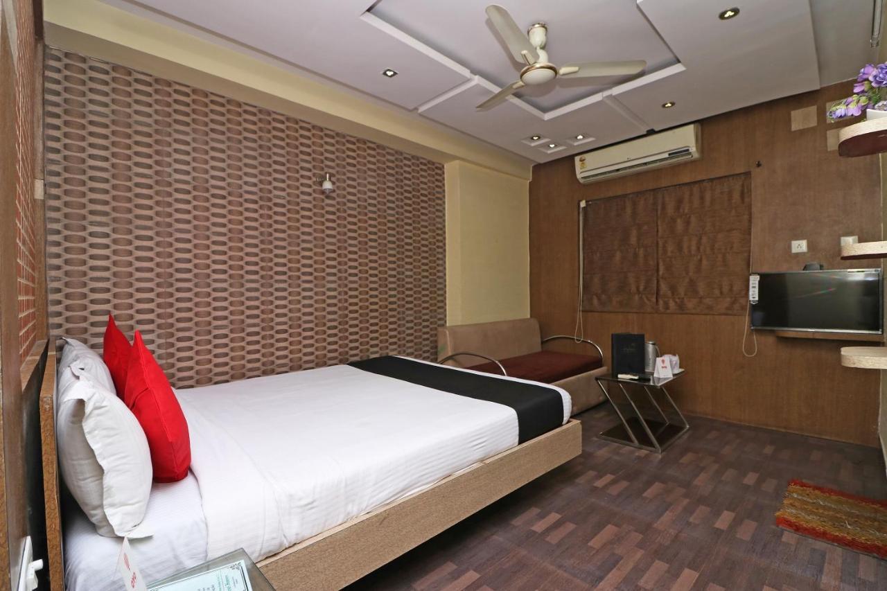Hotel Heaven Calcutta Extérieur photo