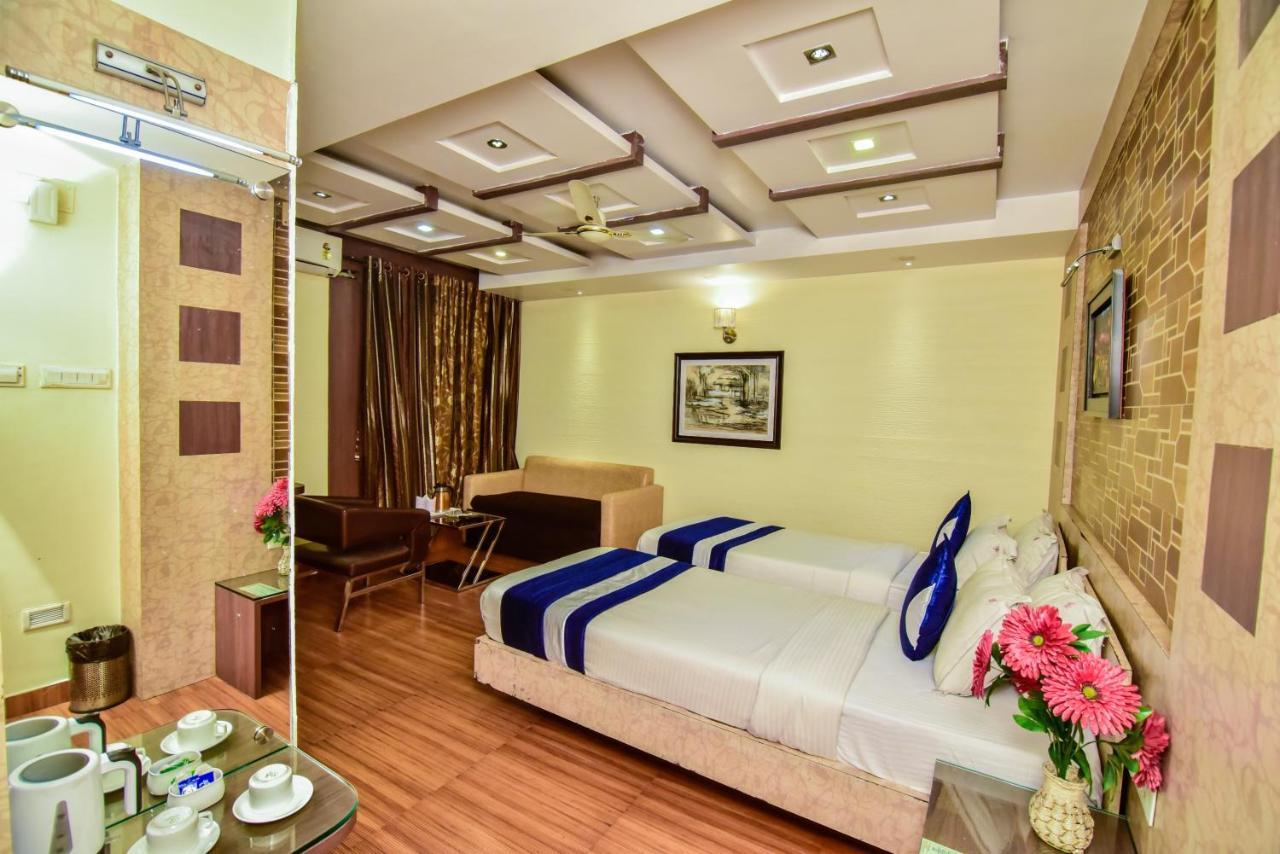 Hotel Heaven Calcutta Extérieur photo